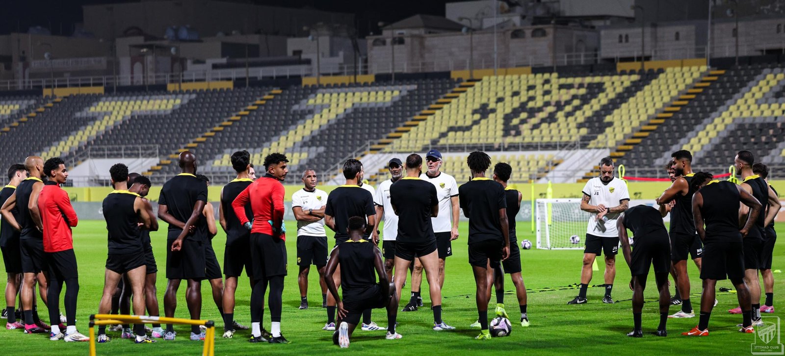 غيابات بالجملة تربك حسابات الاتحاد قبل مواجهة الأخدود في دوري روشن