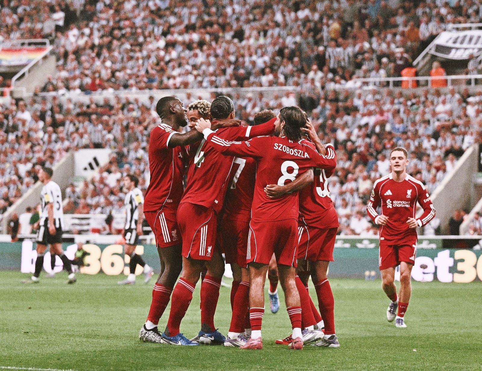 الدوري الإنجليزي.. ليفربول يخطف فوزًا مثيرًا على نيوكاسل