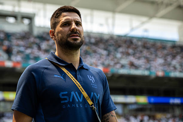 بعد قرار الهلال.. ميتروفيتش يُعرض على أندية هذا الدوري